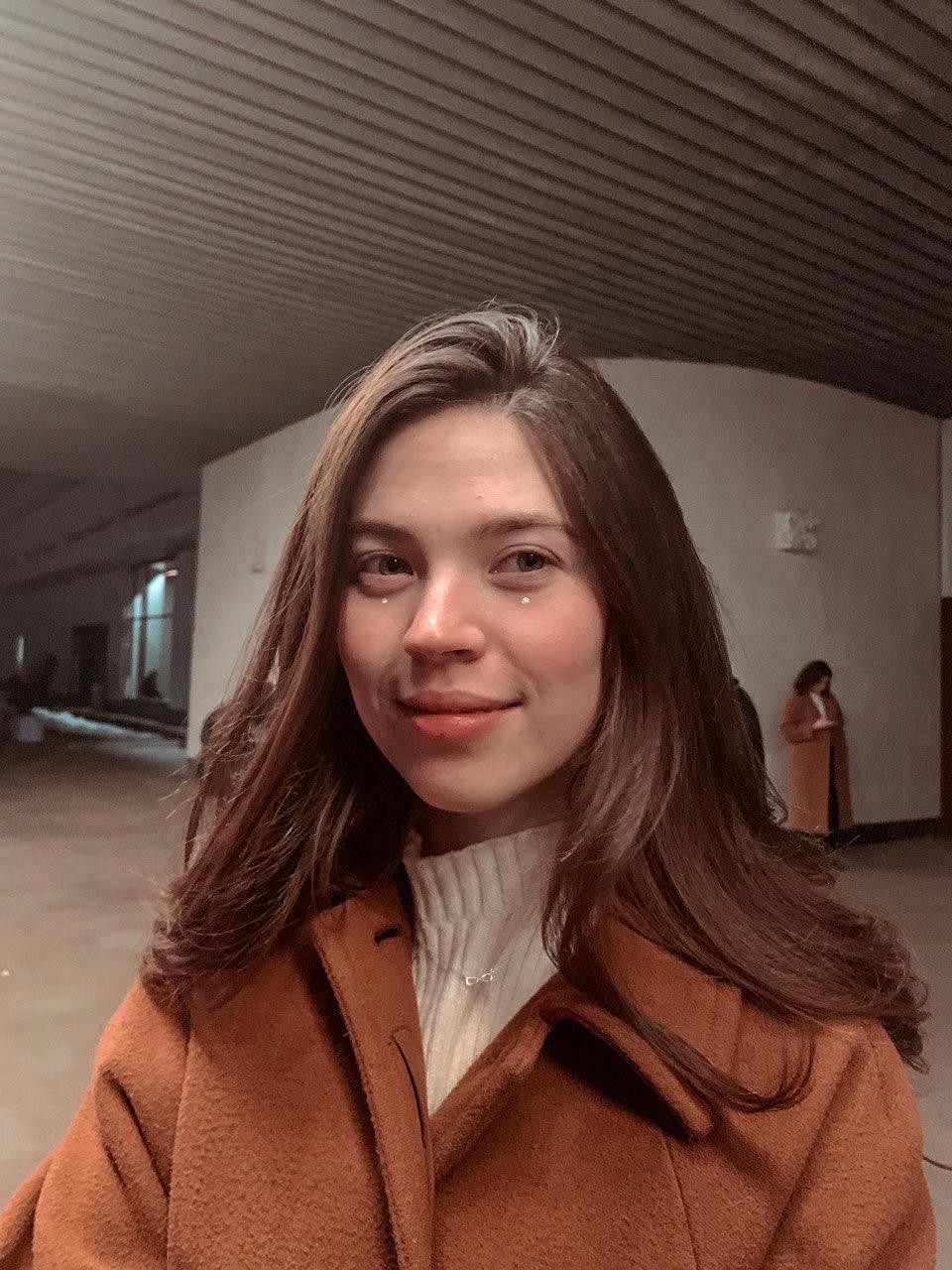 Olya Abra portrait