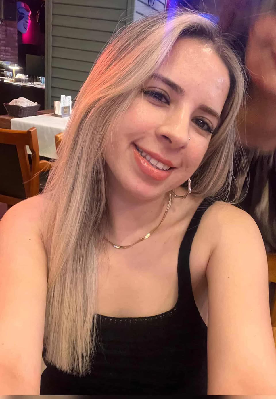 canan akgül portrait