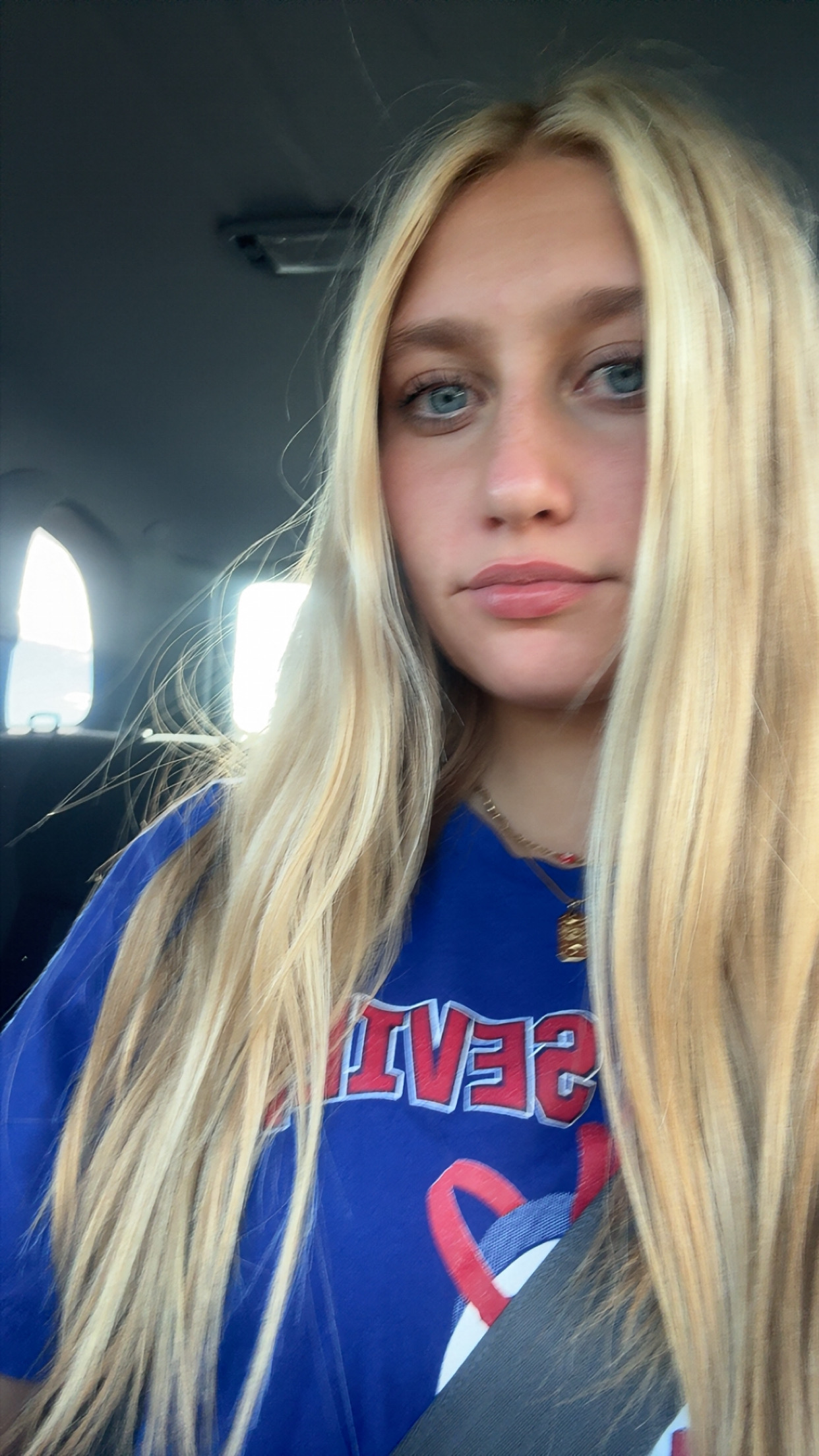 Evie Nay