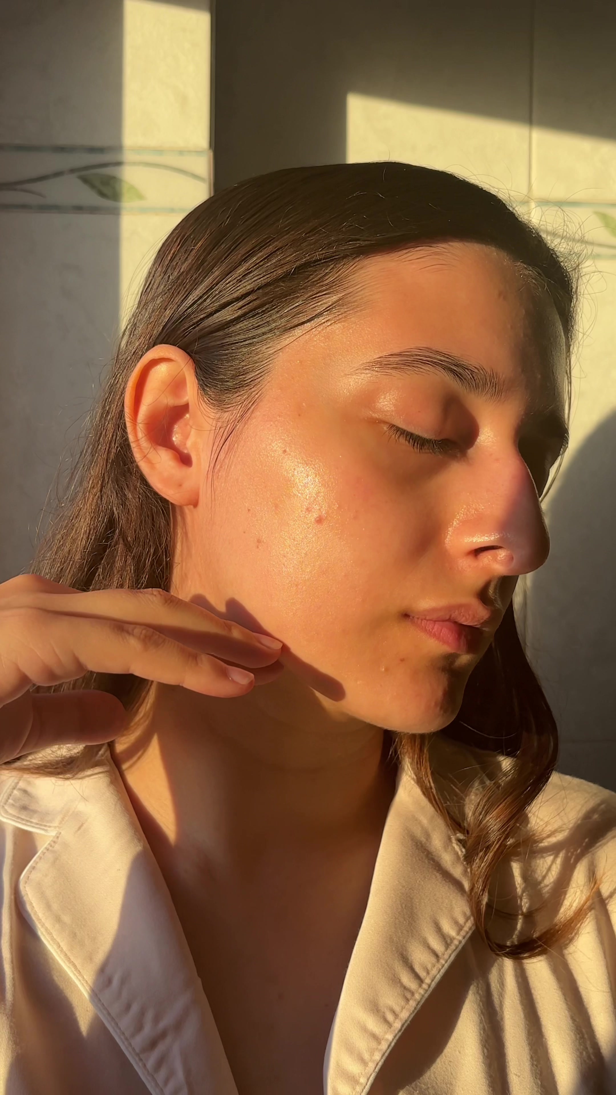 FRIA Beauty UGC voiceover + b-roll by Martina Clelia Oliveto
