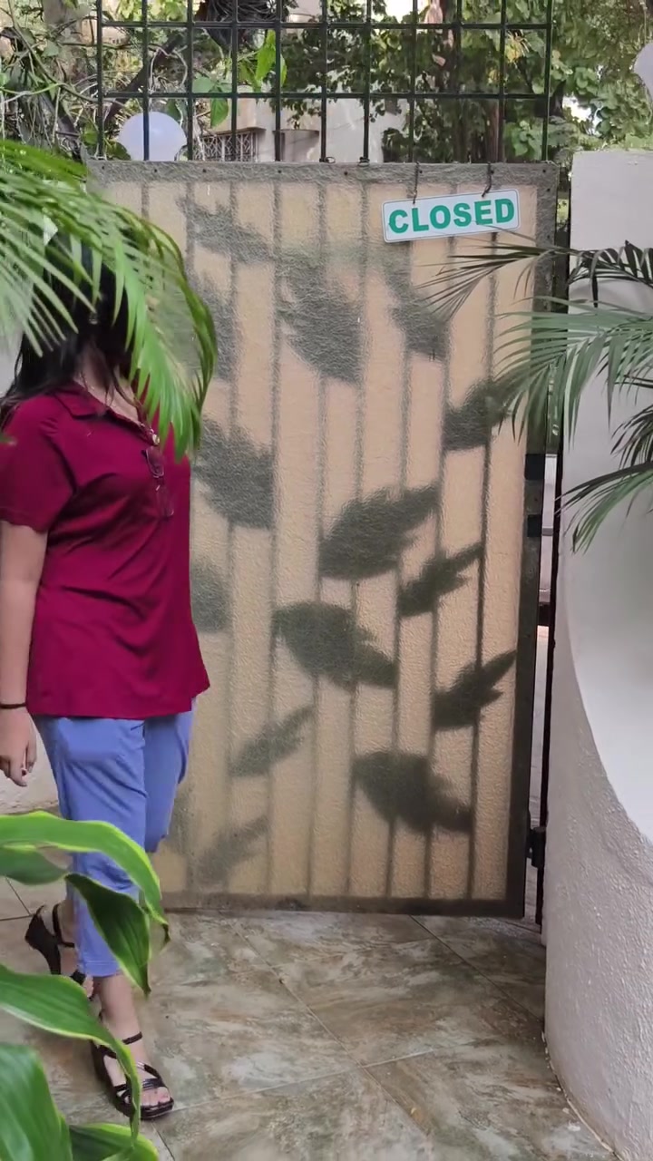 Tanvi Mishra UGC video for ChezSomya — talking head
