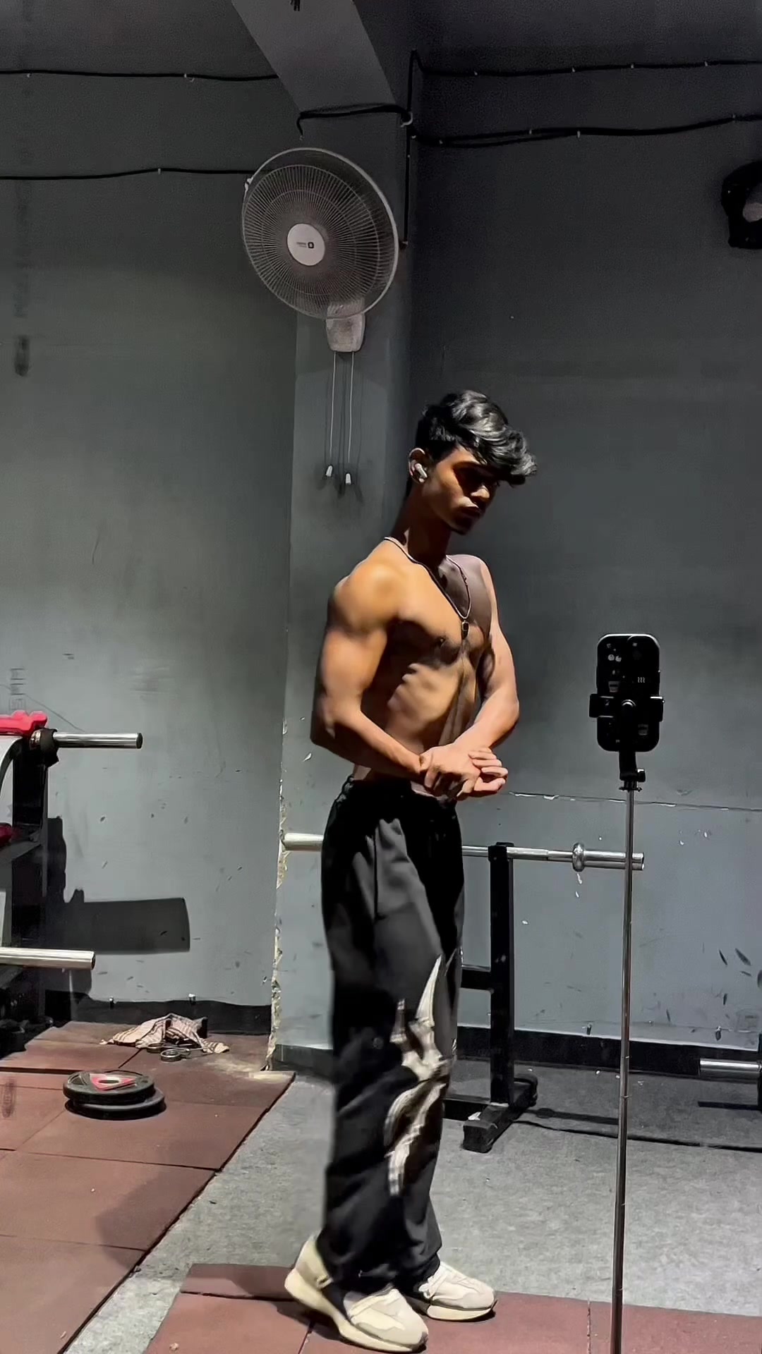 Vinay  Vinay UGC talking head video